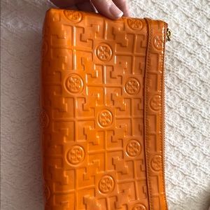 Tory Burch makeup bag